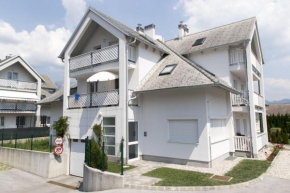 Гостиница Apartmaji Agenija, Блед